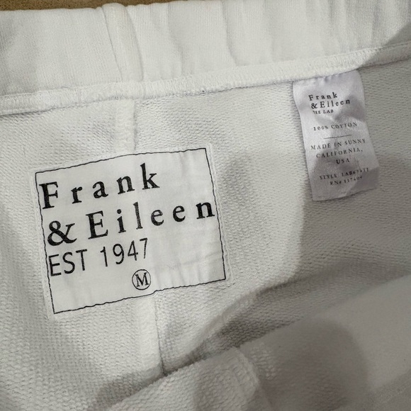 Frank & Eileen White Catherine Cropped Pants - Picture 2 of 5